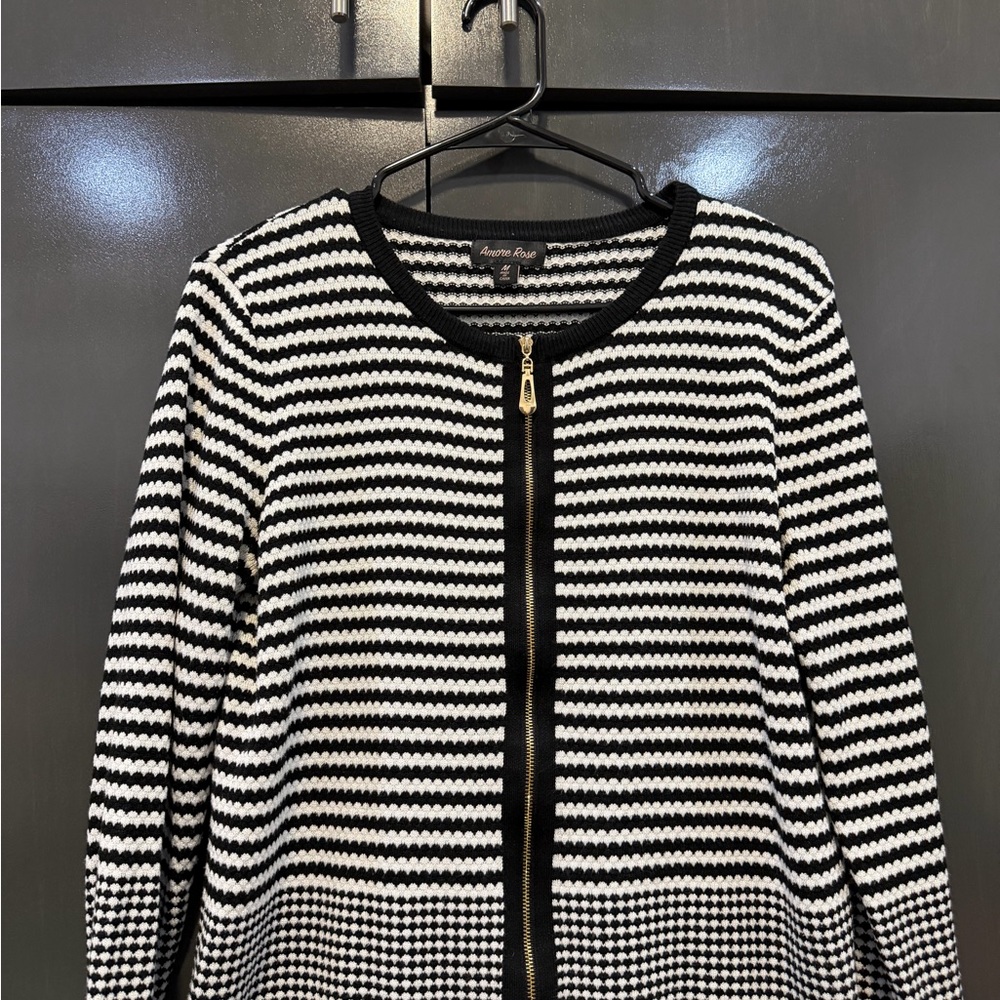 Elegant Black and White Striped Women's Jacket